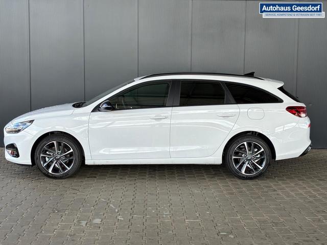 Hyundai i30 Kombi Comfort Plus 1.0 TGDI DCT / Navi Sitz + Lenkradheizung PDC V&H Kamera LED Alu 17" 