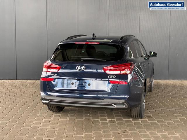 Hyundai i30 Kombi Comfort Plus 1.0 TGDI DCT / Navi Sitz + Lenkradheizung PDC V&H Kamera LED Alu 17" 