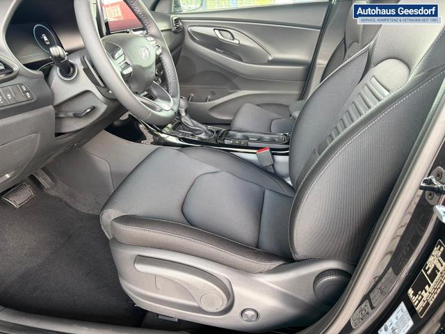 Hyundai i30 Kombi Comfort Plus 1.0 TGDI DCT/ Navi / Sitz + Lenkradheizung PDC V&H Kamera LED Alu 17" 
