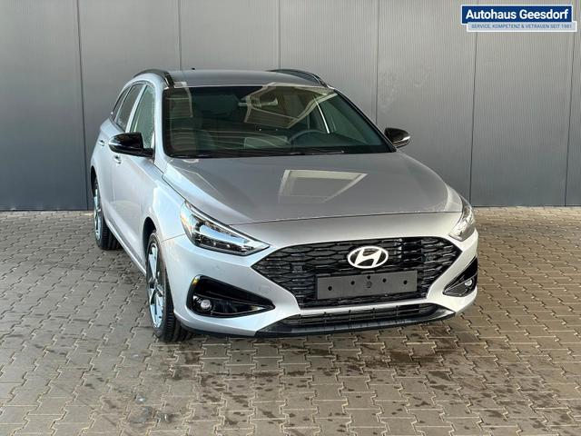 Hyundai i30 Kombi Comfort Plus 1.0 T-GDI DCT Navi/ Totwinkel Assistent/ PDC V&H + Kamera/ Alu 17" 