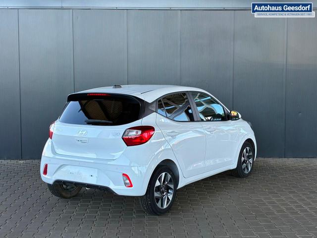 Hyundai i10 MPI 1.0 63PS Comfort / CarPlay Navi Kamera Tempomat Alu 15'' 