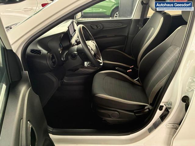 Hyundai i10 MPI 1.0 63PS Comfort / CarPlay Navi Kamera Tempomat Alu 15'' 