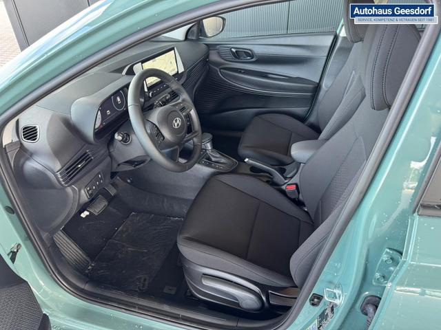 Hyundai i20 Smart 1.0 T-GDi 90PS 7-DCT AT / Tempomat Navi PDC hinten Kamera Sitz + Lenkradheizung Alu 16'' 