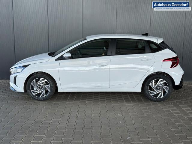 Hyundai i20 Smart 1.0 T-GDi 90PS 7-DCT AT / Tempomat Navi PDC hinten Kamera Sitz + Lenkradheizung Alu 16'' 