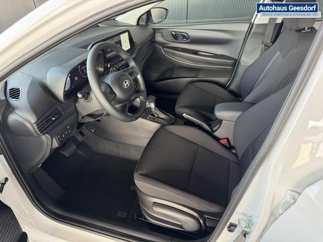 Hyundai i20 Smart 1.0 T-GDi 90PS 7-DCT AT / Tempomat Navi PDC hinten Kamera Sitz + Lenkradheizung Alu 16'' 
