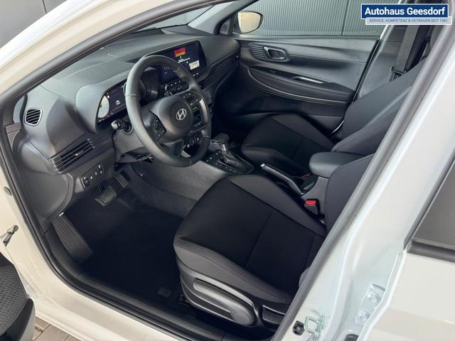 Hyundai i20 Black-Line STYLE 1,0 T-GDi 7-DCT / Navi Tempomat Spurhalteassistent Kamera Sitz + Lenkradheizung LED 