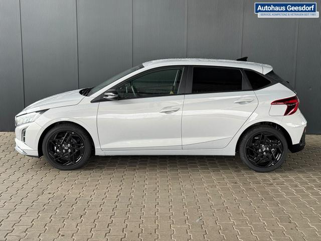 Hyundai i20 Black-Line STYLE 1,0 T-GDi 7-DCT / Navi Tempomat Spurhalteassistent Kamera Sitz + Lenkradheizung LED 