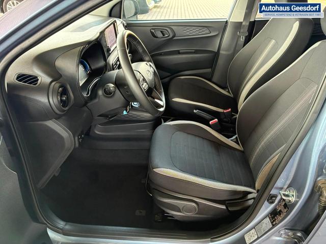 Hyundai i10 MPI 1.0 63PS Comfort / CarPlay Navi Kamera Tempomat Alu 15'' 