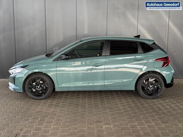 Hyundai i20 Smart 1.0 T-GDi 90PS 6MT Black Pack / Kamera Navi Fernlichtassistent Spurhalteassistent Tempomat Sitz + Lenkradheizung 
