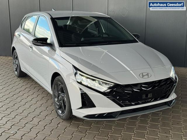Hyundai i20 Go Plus! 1.0 T-GDI 90PS 7-DCT / Navi Spurhalteassistent /Tempomat Kamera Sitz + Lenkradheizung Alu 16'' 