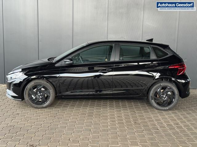 Hyundai i20 Go Plus! 1.0 T-GDI 90PS 7-DCT / Navi Spurhalteassistent /Tempomat Kamera Sitz + Lenkradheizung Alu 16'' 