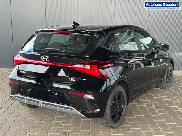 Hyundai i20 Go Plus! 1.0 T-GDI 90PS 7-DCT / Navi Spurhalteassistent /Tempomat Kamera Sitz + Lenkradheizung Alu 16'' 