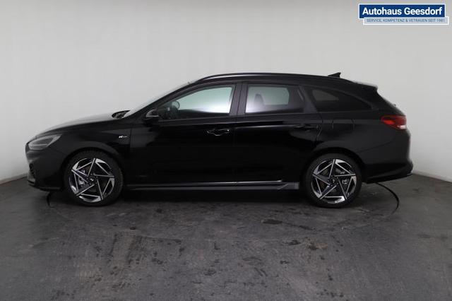 Hyundai i30 Kombi N-Line (N-Line) 1,5 T-GDi 103 kW (140 PS) 7-Gang-DCT 