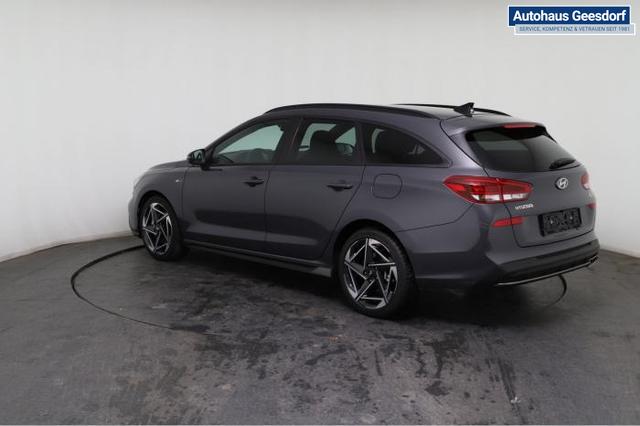 Hyundai i30 Kombi N-Line (N-Line) 1,5 T-GDi 103 kW (140 PS) 7-Gang-DCT 