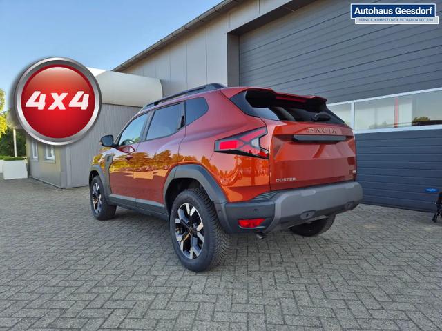 Dacia Duster Extreme 4x4 130PS 1.2 TCe 4x Kamera Lenkradheizung Sitzheizung Klimaautomatik Teil-Leder Bluetooth Apple Carplay Android Auto PDC v+h 2xKeyless 17-LM Ganzj.Reifen 