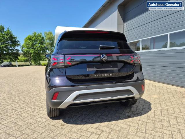Volkswagen T-Cross 1.0 TSI 116PS DSG Life LED-Matrix-Scheinwerfer Klimaautomatik Sitzheizung PDC Rückf.Kamera 17-LM abged.Scheiben 2xKeyless DAB+ Bluetooth Touchscreen Apple CarPlay Android Auto 