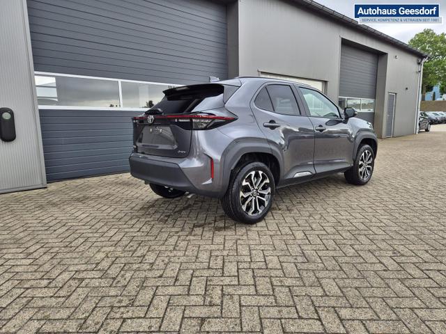 Toyota Yaris Cross 1.5VVT-iE 130PS Automatik Teamplayer Klimaautomatik Sitzheizung Lenkradheizung PDC v+h Rückf.Kamera 17-LM abged.Scheiben 2xKeyless DAB+ Bluetooth Touchscreen Apple CarPlay Android Auto 