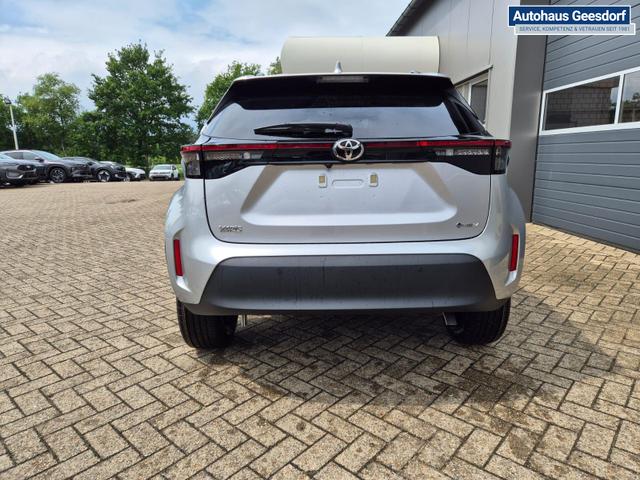 Toyota Yaris Cross 1.5VVT-iE 130PS Automatik Teamplayer Klimaautomatik Sitzheizung Lenkradheizung PDC v+h Rückf.Kamera 17-LM abged.Scheiben 2xKeyless DAB+ Bluetooth Touchscreen Apple CarPlay Android Auto 