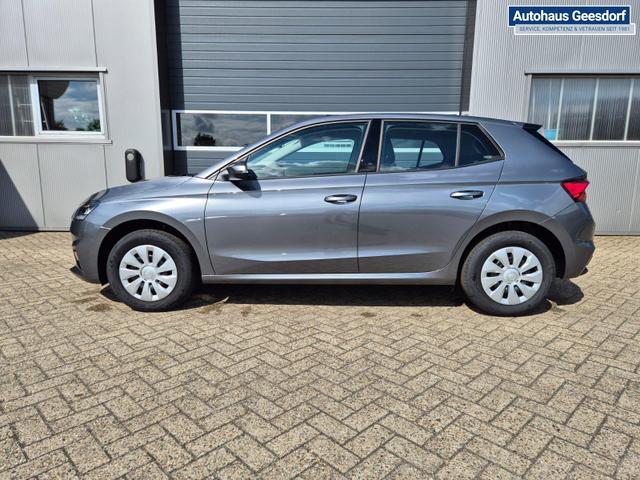 Skoda Fabia 1.0 TSI 95PS Selection 5-türig Rückf.Kamera Parksensoren Sitzheizung Multifunktionslenkrad Klima Skoda-Radio Bluetooth Touchscreen Tempomat Nebelsch. Apple CarPlay + Android Auto 