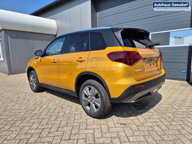 Suzuki Vitara Comfort 129PS MHEV 1.4 Boosterjet Navi Klimaautomatik Sitzheizung ACC PDC Rückf.Kamera Suzuki-Radio Apple CarPlay Android Auto Touchscreen 2xKeyless 17-LM 