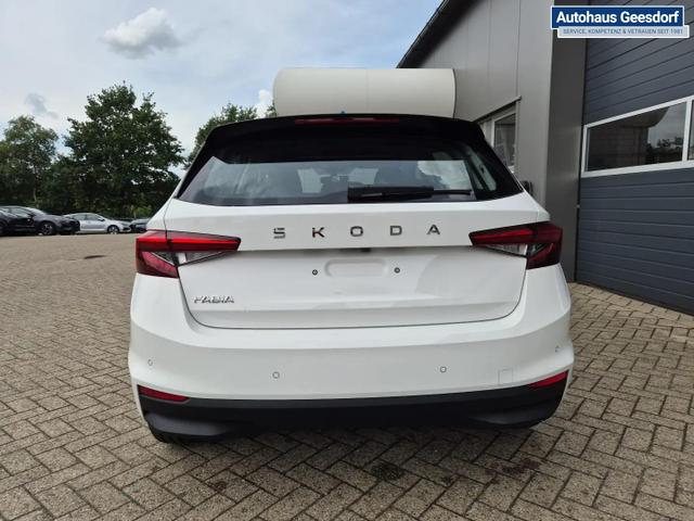 Skoda Fabia 1.0 TSI 115PS DSG Selection 5-türig Rückf.Kamera Parksensoren Sitzheizung Multifunktionslenkrad Klima Skoda-Radio Bluetooth Touchscreen Tempomat Nebelsch. Apple CarPlay + Android Auto 