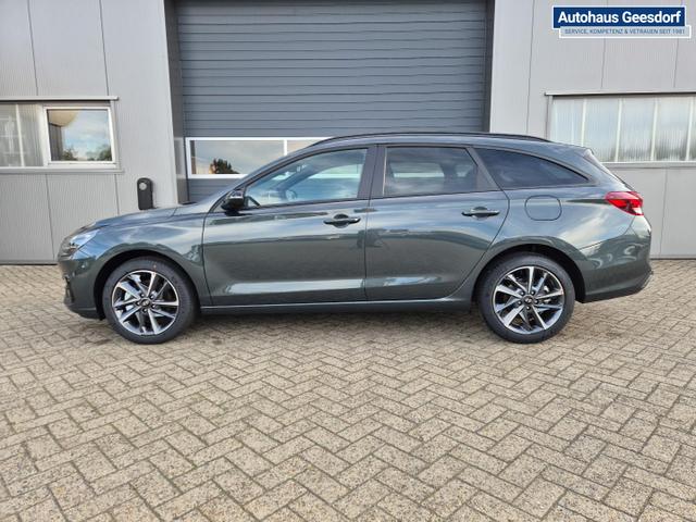 Hyundai i30 Kombi 1.5 T-GDI 95PS Sitzheizung Lenkradheizung Klimaautomatik Tempomat Navi Apple CarPlay + Android Auto PDC v+h Rückf.Kamera 17-LM 