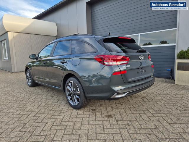 Hyundai i30 Kombi 1.5 T-GDI 95PS Sitzheizung Lenkradheizung Klimaautomatik Tempomat Navi Apple CarPlay + Android Auto PDC v+h Rückf.Kamera 17-LM 