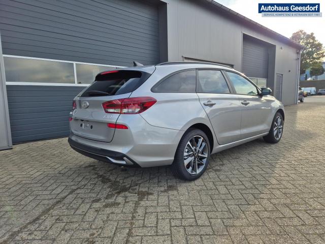 Hyundai i30 Kombi 1.5 T-GDI 95PS Sitzheizung Lenkradheizung Klimaautomatik Tempomat Navi Apple CarPlay + Android Auto PDC v+h Rückf.Kamera 17-LM 