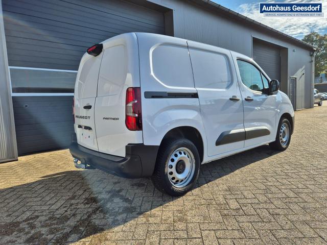 Peugeot Partner 1.5 BlueHDI 102PS NEUES MODELL 2-Sitzer AHK Klima Radio Apple CarPlay Android Auto Bluetooth DAB PDC v+h Rückf.Kamera Tempomat Ganzj.Reifen 