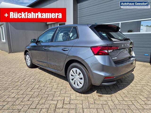 Skoda Fabia 1.0 TSI 115PS DSG Selection 5-türig Rückf.Kamera Parksensoren Sitzheizung Multifunktionslenkrad Klima Skoda-Radio Bluetooth Touchscreen Tempomat Nebelsch. Apple CarPlay + Android Auto 