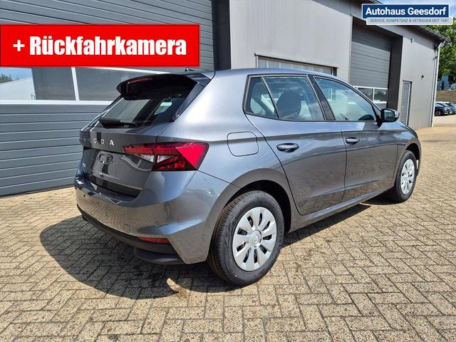 Skoda Fabia 1.0 TSI 115PS DSG Selection 5-türig Rückf.Kamera Parksensoren Sitzheizung Multifunktionslenkrad Klima Skoda-Radio Bluetooth Touchscreen Tempomat Nebelsch. Apple CarPlay + Android Auto 