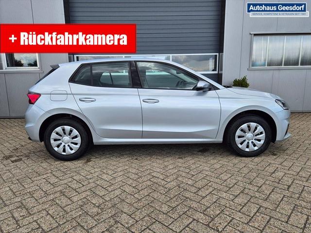 Skoda Fabia 1.0 TSI 115PS DSG Selection 5-türig Rückf.Kamera Parksensoren Sitzheizung Multifunktionslenkrad Klima Skoda-Radio Bluetooth Touchscreen Tempomat Nebelsch. Apple CarPlay + Android Auto 