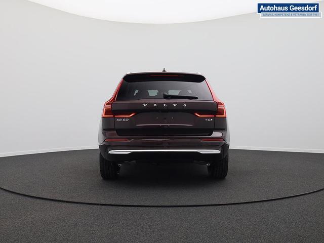 Volvo XC60 T6 Ultra AWD PHEV 350PS Automatik elektr. PanoDach Nappaleder 360°Kamera PDC v+h ACC el.Heckklappe Harma/Kadon-Sound Klimaautomatik Standheizung Sitzheizung Lenkradheizung Frontscheibe beheizb. Navi Apple CarPlay Android Auto 20-LM 