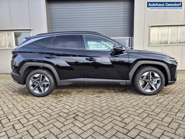 Hyundai TUCSON Trend 1.6 T-GDI 150PS Automatik TZ 2026 Teil-Leder Sitzheizung v+h Lenkradheizung Klimaautomatik Navi Touchscreen DAB+ Apple CarPlay + Android Auto PDC R&uuml;ckf.-Kamera Matrix-LED-Scheinw. 