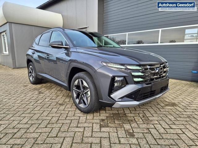Hyundai TUCSON Trend 1.6 T-GDI 150PS Automatik TZ 2026 Teil-Leder Sitzheizung v+h Lenkradheizung Klimaautomatik Navi Touchscreen DAB+ Apple CarPlay + Android Auto PDC R&uuml;ckf.-Kamera Matrix-LED-Scheinw. 