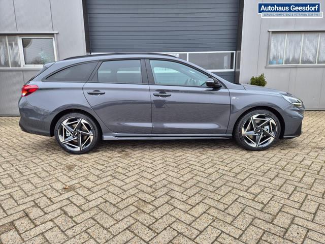 Hyundai i30 Kombi 1.6 T-GDI 150PS Automatik N-Line MY2026 Sitzheizung Lenkradheizung Klimaautomatik Navi 10,3"-Touchscreen Bluelink Apple CarPlay + Android Auto PDC v+h R&uuml;ckf.Kamera 18-LM 