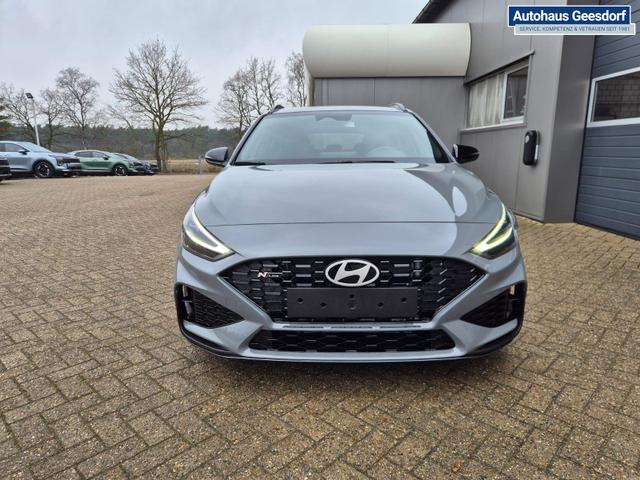 Hyundai i30 Kombi 1.6 T-GDI 150PS Automatik N-Line MY2026 Sitzheizung Lenkradheizung Klimaautomatik Navi 10,3"-Touchscreen Bluelink Apple CarPlay + Android Auto PDC v+h R&uuml;ckf.Kamera 18-LM 