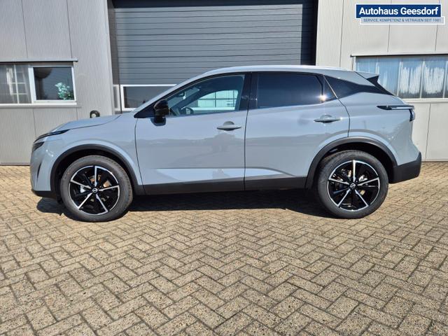 Nissan Qashqai 1.3 DIG-T MHEV 158 PS X-Tronic Tekna Voll-Leder Klimaautomatik PanoGlasdach Sitzheizung Lenkradheizung Navi Head-Up Display elektr. Heckklappe ACC PDC v+h 360&deg;Kamera DAB Bluetooth Touchscreen Apple CarPlay Android Auto 19"LM 