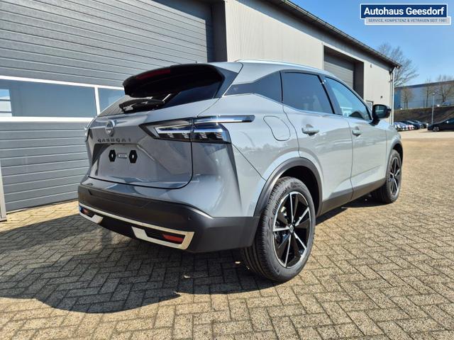 Nissan Qashqai 1.3 DIG-T MHEV 158 PS X-Tronic Tekna Voll-Leder Klimaautomatik PanoGlasdach Sitzheizung Lenkradheizung Navi Head-Up Display elektr. Heckklappe ACC PDC v+h 360&deg;Kamera DAB Bluetooth Touchscreen Apple CarPlay Android Auto 19"LM 