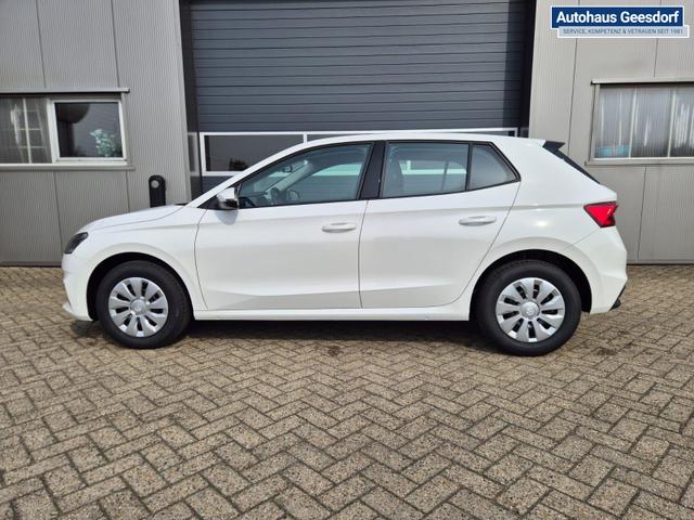Skoda Fabia 1.0 TSI 95PS Selection 5-t&uuml;rig R&uuml;ckf.Kamera Parksensoren Sitzheizung Multifunktionslenkrad Klima Skoda-Radio Bluetooth Touchscreen Tempomat Nebelsch. Apple CarPlay + Android Auto 