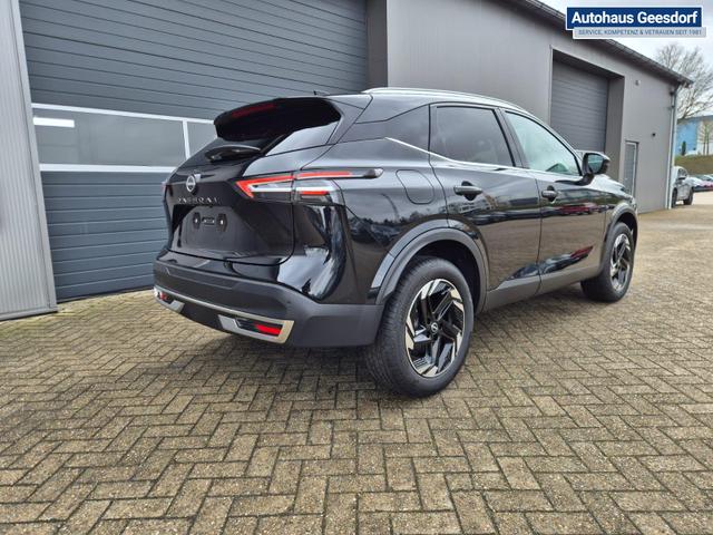 Nissan Qashqai 1.3 DIG-T MHEV 158 PS X-Tronic N-Connecta Teil-Leder PanoGlasdach Klimaautomatik Sitzheizung Lenkradheizung Navi ACC PDC v+h 360&deg;Kamera DAB Bluetooth Touchscreen Apple CarPlay Android Auto 18"LM 