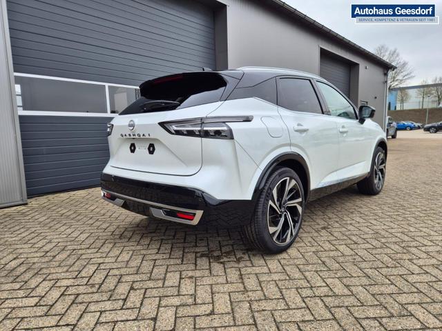 Nissan Qashqai 1.3 DIG-T MHEV 158 PS X-Tronic Tekna Premium Paket 20"LM Teil-Leder PanoGlasdach Klimaautomatik Sitzheizung Lenkradheizung Navi Head-Up Display elektr. Heckklappe ACC PDC v+h 360&deg;Kamera DAB Bluetooth Touchscreen Apple CarPlay Android Auto 