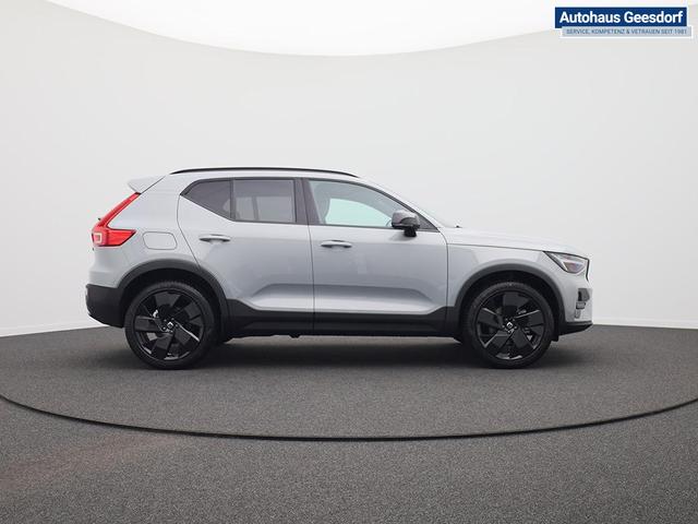 Volvo XC40 2.0 Black Edition Plus B4 Mild-Hybrid 197PS Automatik elektr. PanoDach R&uuml;ckf.Kamera PDC v+h ACC el.Heckklappe Harman/Kardon-Sound Klimaautomatik Sitzheizung Lenkradheizung Apple CarPlay Android Auto 20-LM 