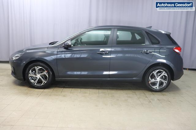 Hyundai i30 FL 1.0 T-GDi 7DCT Comfort CP MY23 88kW 48V Dark Knight 
