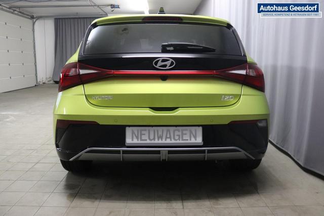Hyundai i20 Family 1.0 T-GDI 73 kW (100 PS) Navigationssystem, Klimaautomatik, Sitzheizung, Lenkradheizung, Radio mit DAB, Apple CarPlay & Android Auto, Rückfahrkamera, Einparkhilfe hinten, Lichtsensor, Spurassistent, Fernlichtassistent, Verkehrszeichenassistent uvm. 