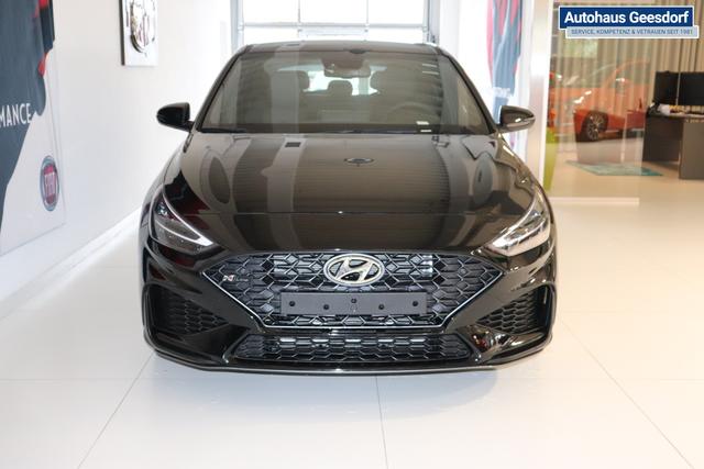 Hyundai i30 N Line 1.5 TGDi 117 kW (160 PS) Navigationssystem, DAB, Bluetooth, Android Auto, Apple CarPlay, 2-Zonen-Klimaautomatik, Rückfahrkamera, Sitzheizung, Lenkradheizung, 18" Leichtmetallfelgen, uvm. 