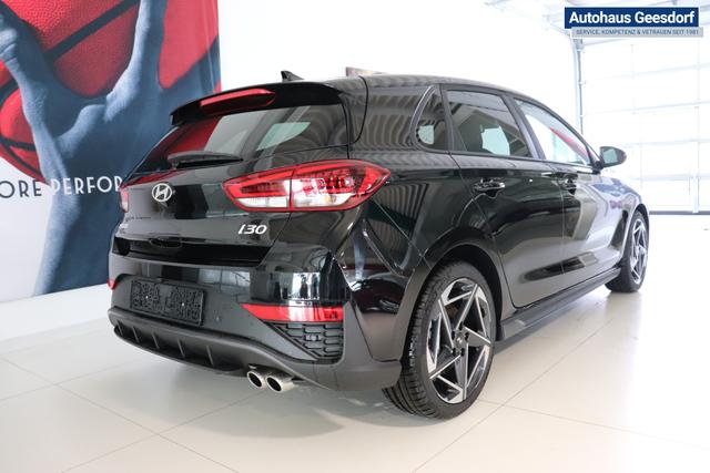 Hyundai i30 N-Line Abyss Black