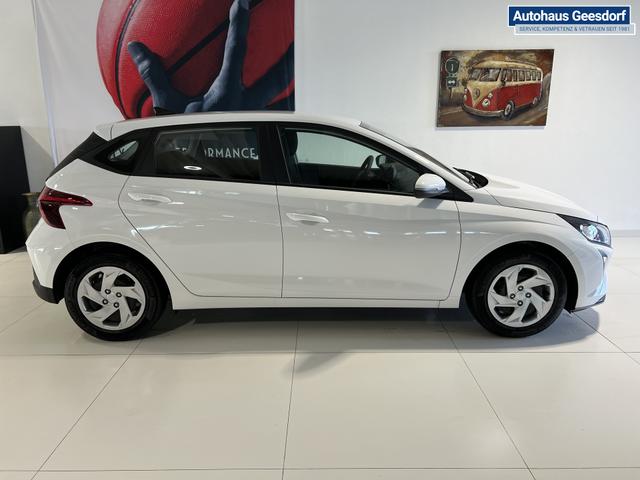 Hyundai i20 1,2 Comfort Atlas White, Beispielbilder, ggf. teilweise mit Sonderausstattung