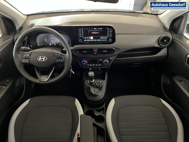 i10 GO Plus Navi 1,2 MT Vibrant Blue PearlMY2025, Beispielbilder, ggf. teilweise mit Sonderausstattung