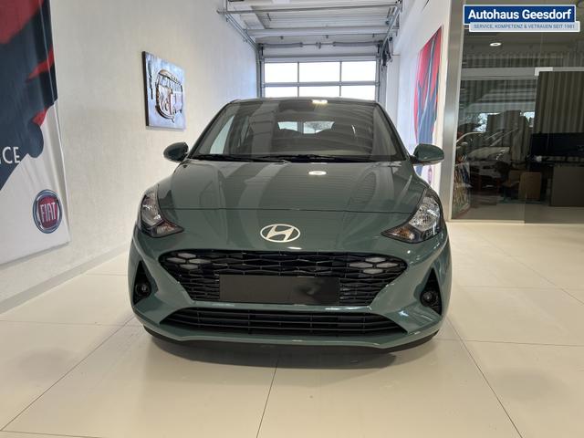 i10 Go Plus Mangrove Green AT, Beispielbilder, ggf. teilweise mit Sonderausstattung